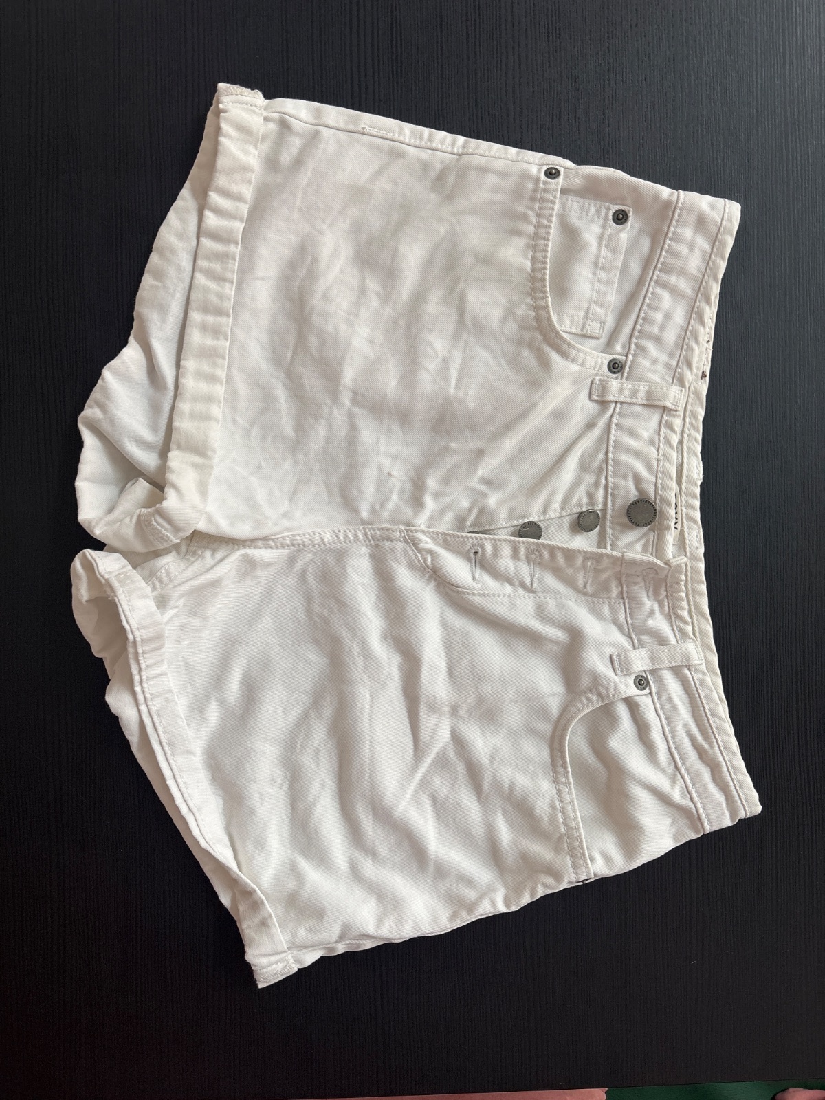 Short vaquero blanco